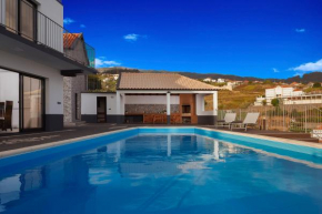 Luxury Calheta Villa Casa da Rosalina 5 Bedrooms Stunning Sea Views Pool Table Gym